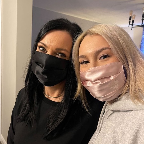 Très Silk - 100% Natural Mulberry Silk Mask - Picture 2 of 4